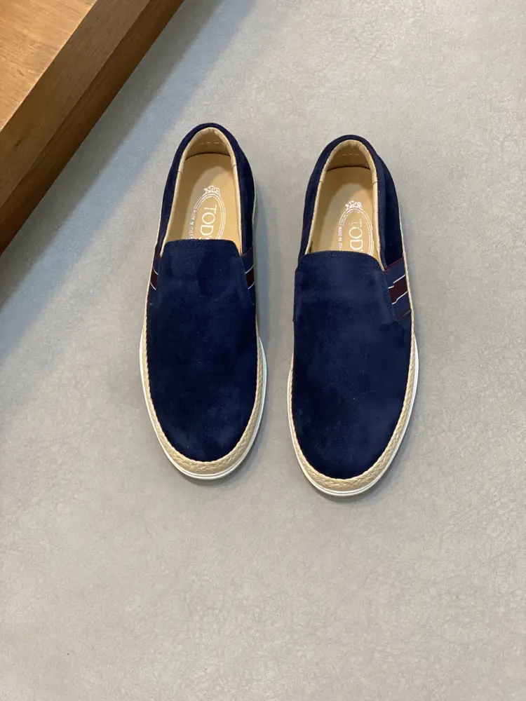 Tod’s Tod’s men’s leather loafers