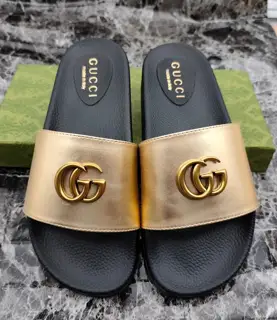 Gucci slippers