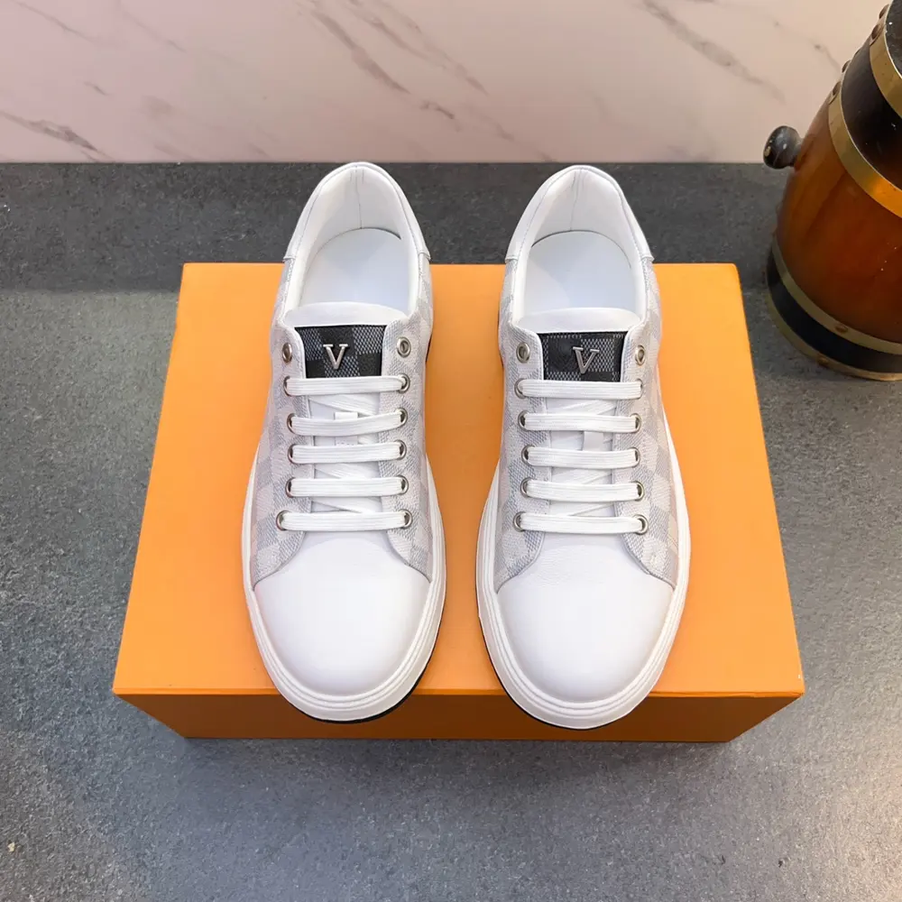 Louis Vuitton low-top new men’s shoes