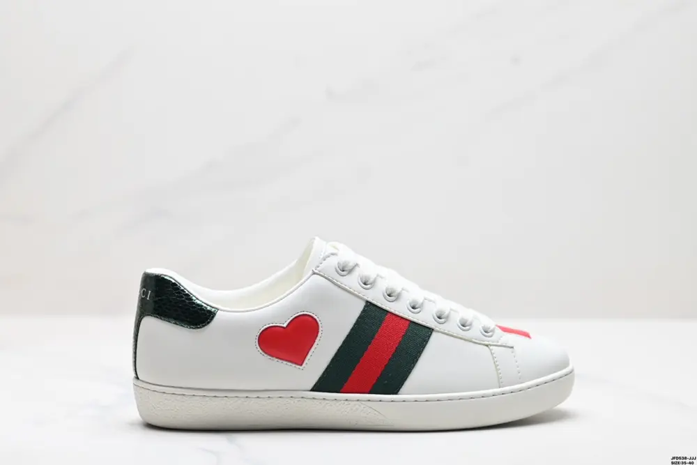 Gucci ACE leather embroidered bee fashion sneakers 429446