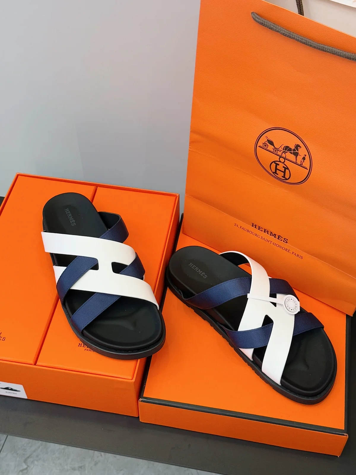 Hermès Men’s Kazimir Slippers