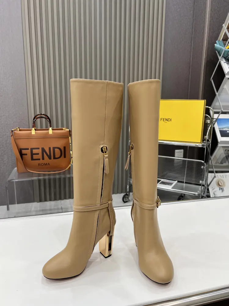 Women’s shoes