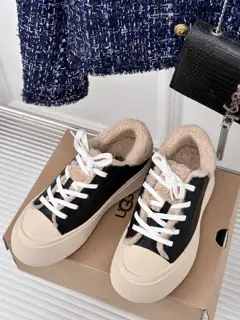 UGG new thick-soled wool white shoes