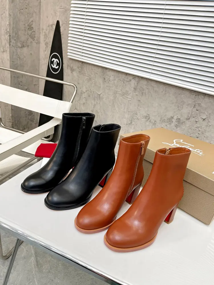 Christian Louboutin thick-heeled boots