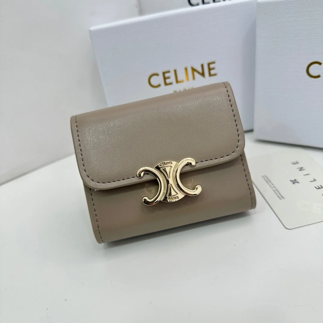 Celine Triomphe