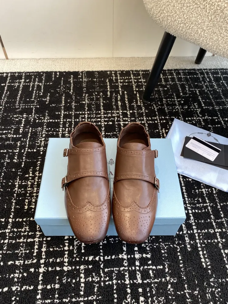 Prada catwalk retro double buckle half slipper loafers hot sale