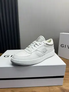 Givenchy casual sneakers hot sale