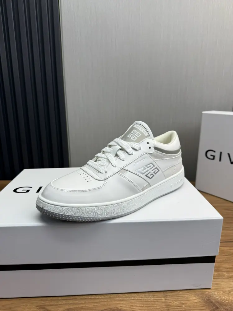 Givenchy casual sneakers hot sale