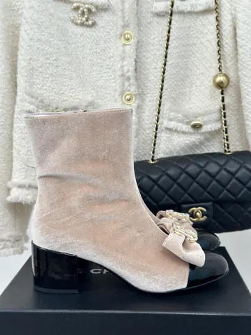 Chanel classic autumn and winter bow double C thick heel short boots~