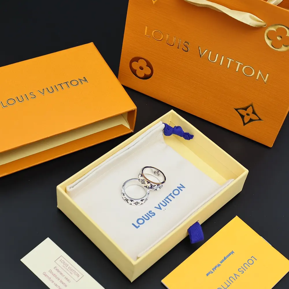 Louis Vuitton silver logo print ring