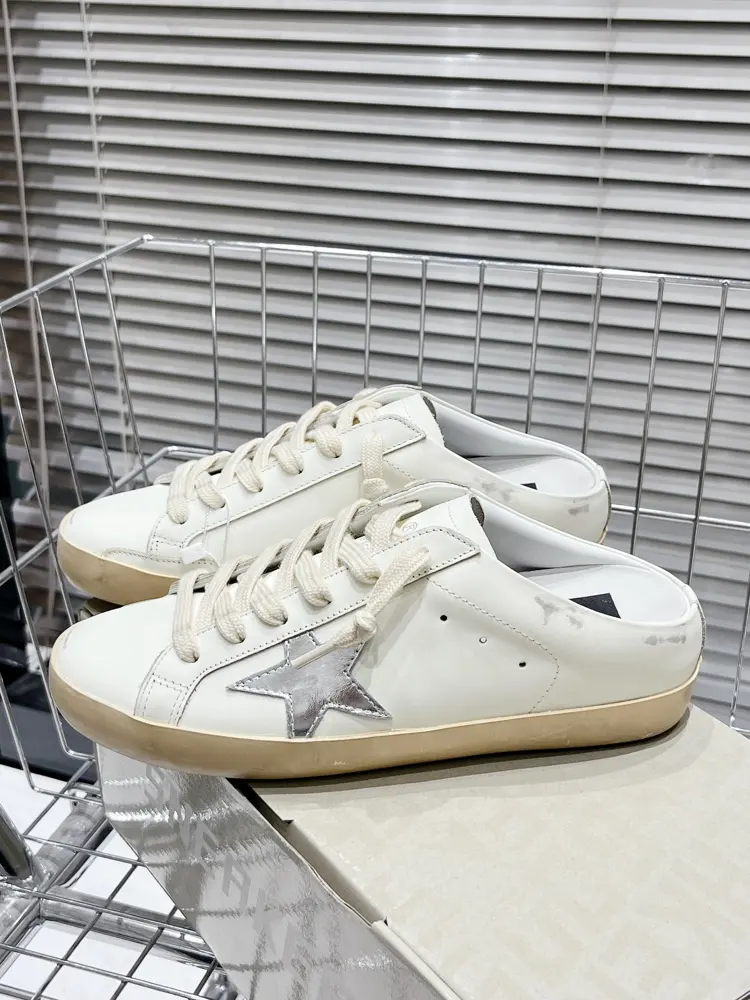 Golden Goose Deluxe Brand.Small dirty shoes half-slippers
