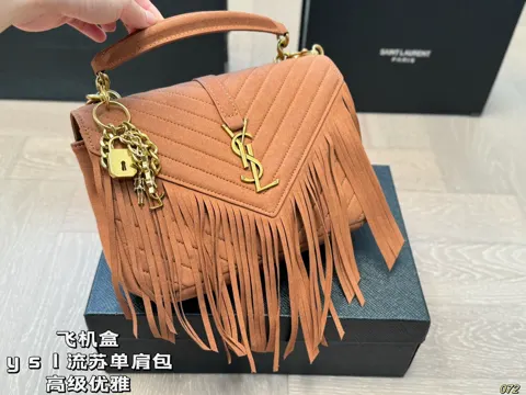 Yves Saint Laurent Shoulder Bag