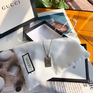 Gucci GucciDouble G skull necklace