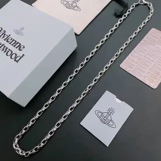 Vivienne Westwood Classic Large Saturn Necklace