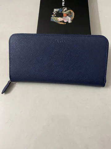 prada Wallet