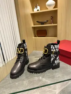 Original sportswear VALENTINO autumn and winter new Martin boots for women