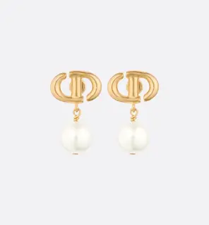 Dior full diamond JADIOR letter earrings new models are now available at the counter. They