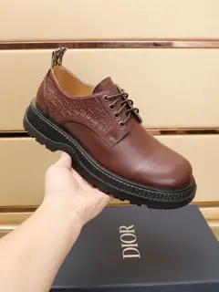 Dior’s new Buffalo low-top Derby casual leather shoes
