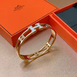 Hermès bracelet It really tests the craftsmanship of the master. Make sure the details are