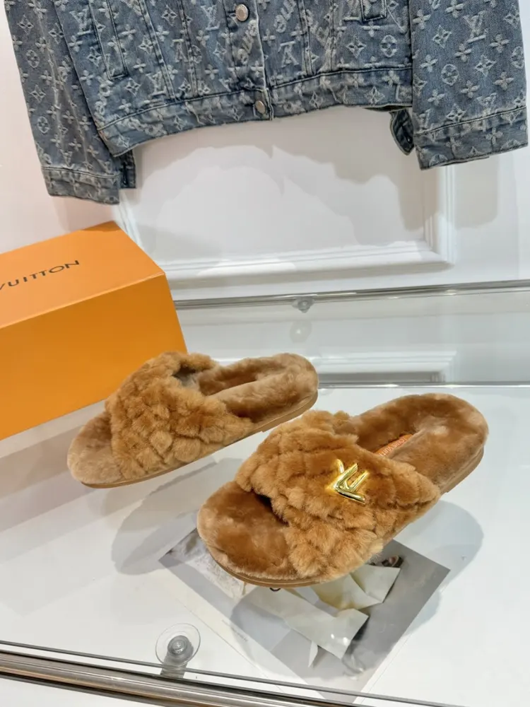 Louis Vuitton fur shoes