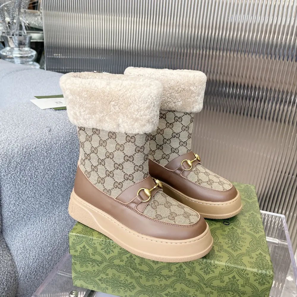 Gucci Merino sheepskin and fur snow boots