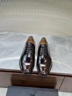 Dior Timeless loafers embody classic elegance. Elegant appearance with slender silhouette