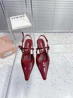 Miu Miu iumi Miu 24/Spring and Summer catwalk style kitten heel pointed toe sandals