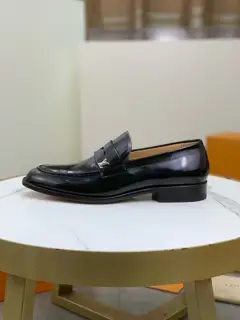 Louis Vuitton business leather shoes