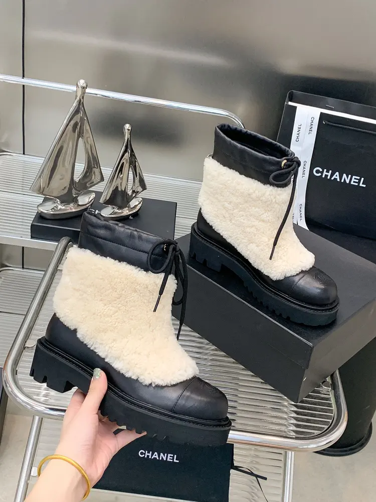 Chanel autumn and winter heavy-duty hot-selling short boots