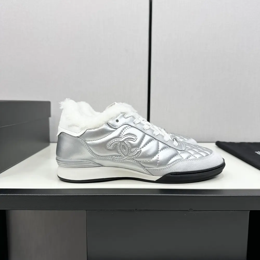 Chanel casual sneakers