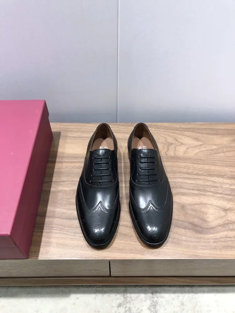 Salvatore Ferragamo men’s leather shoes