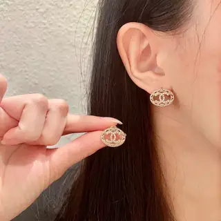 Chanel second-hand earrings