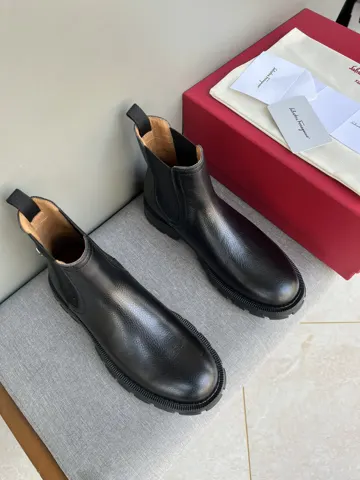 Salvatore Ferragamo autumn and winter new high-top men’s shoes