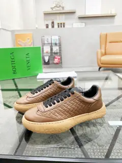 BOTTEGA VENETA popular sports shoes