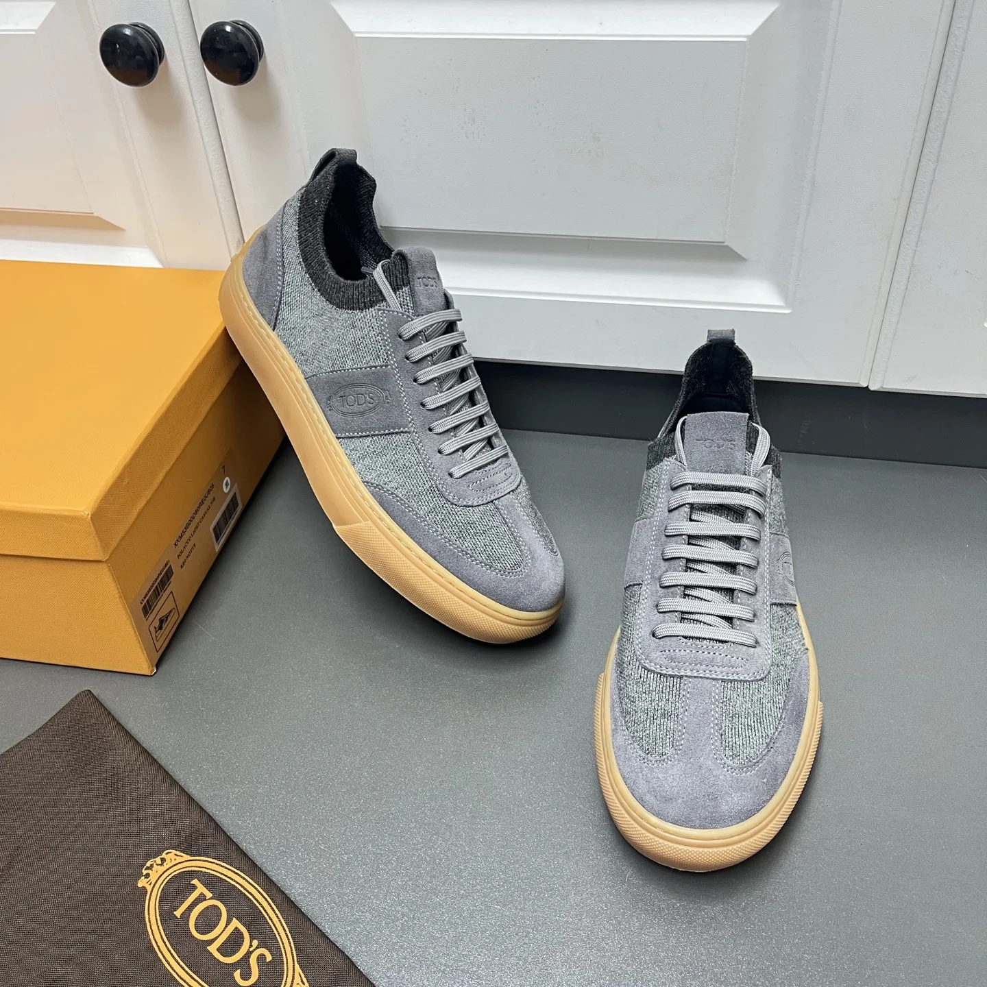 Tod’s Tod’s Men’s Fabric Leather Sneakers