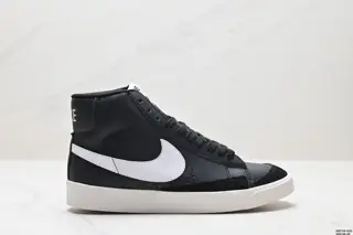 Nike Blazer Mid’77 SUEDE Sneakers DD1847-101