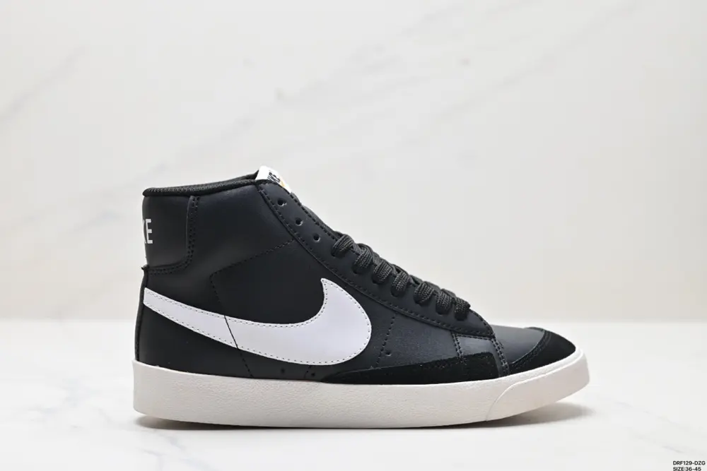 Nike Blazer Mid’77 SUEDE Sneakers DD1847-101