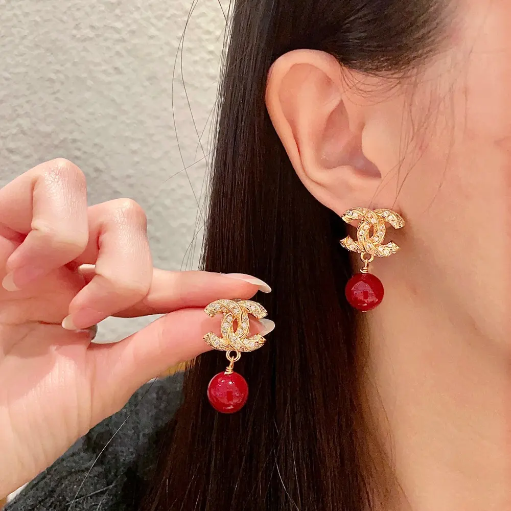 Chanel second-hand earrings