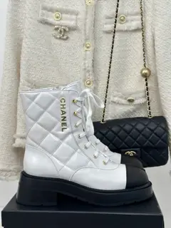 Chanel classic autumn and winter double C diamond letter thick heel short boots