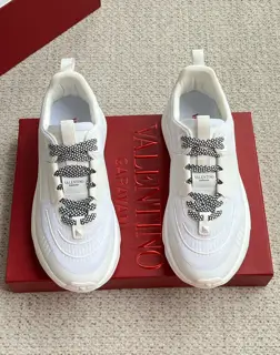 Valentino men’s breathable mesh casual shoes