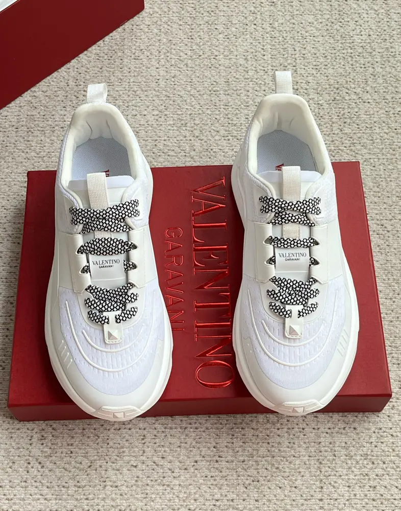Valentino men’s breathable mesh casual shoes