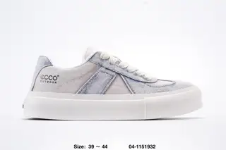ECCO versatile casual sneakers