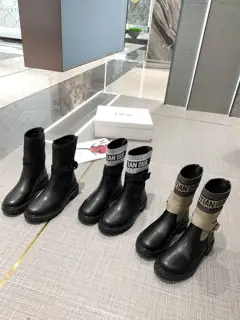 Dior’s latest autumn and winter runway model. Original 1:1. The biggest highlight of this