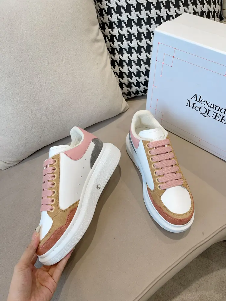 Alexander McQueen classic white shoes