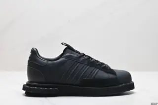 Adidas Originals Campus “MFX REBOOT” Casual Sneakers This classic shoe style GX1352