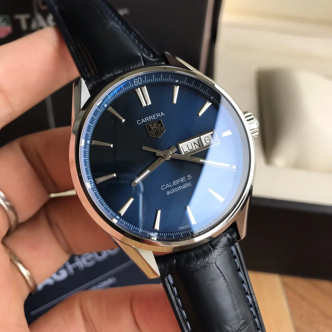 TAG Heuer Carrera