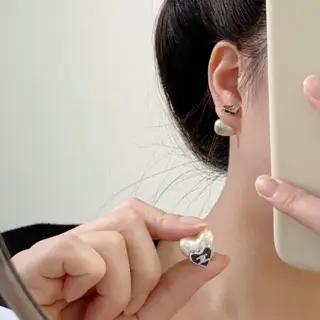 Celine Arc de Triomphe heart earrings