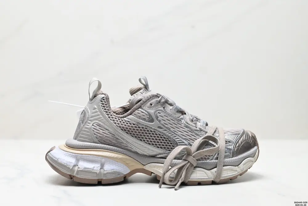 Balenciaga Runner Kith Four.Color Balenciaga 7.0 21ss latest color matching trend retro 734731