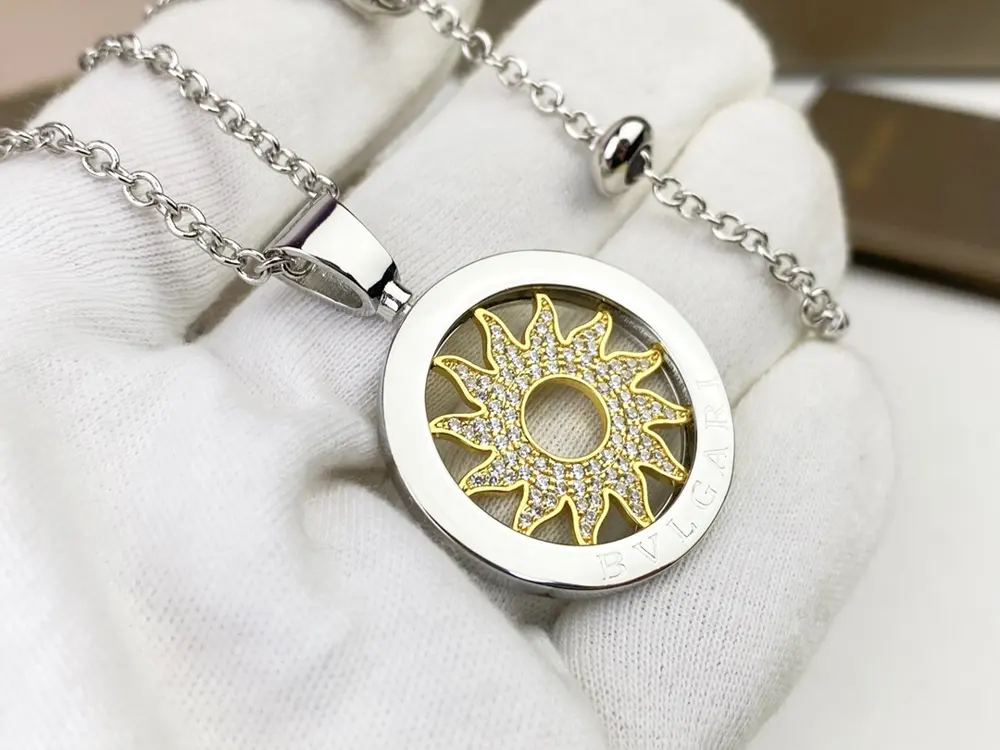 Bvlgari Diamond Rotating Sun Necklace Hot Wheels Necklace Medium-length chain~Can be worn