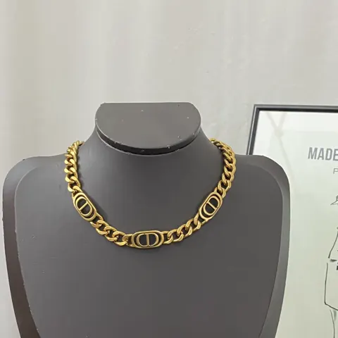 Dior A very popular necklace